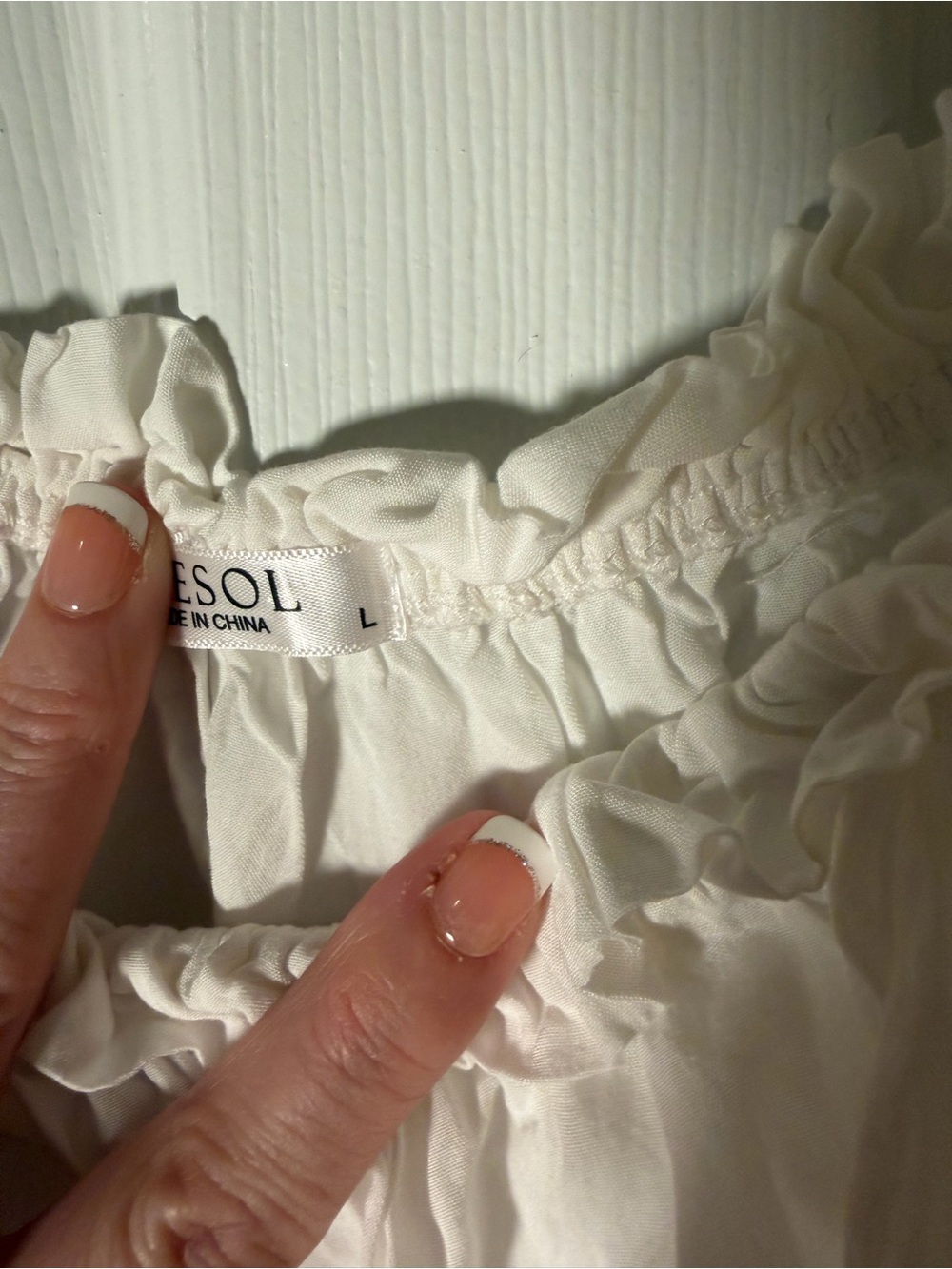 Women's Off-Shoulder Peasant Puff Sleeve Top in White - Picture 3 of 4